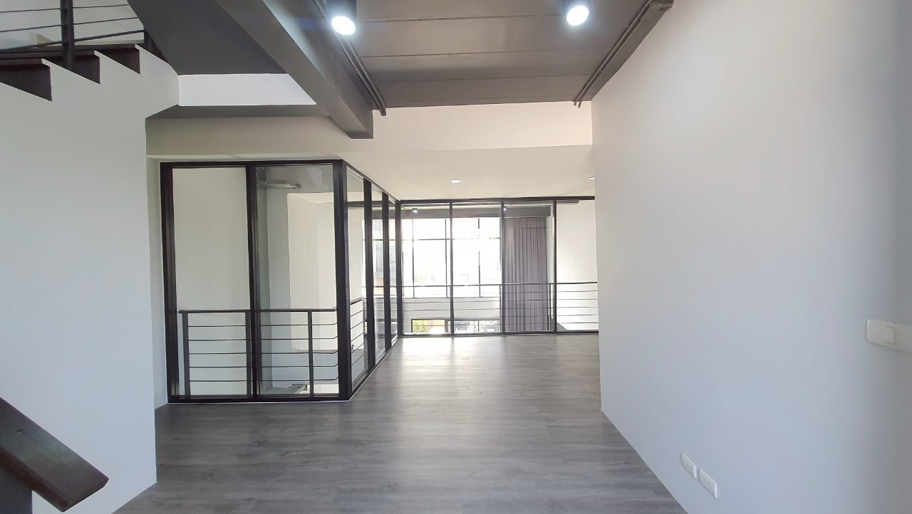 ขาย / เช่า โฮมออฟิศโครงการ เดอะ ไพรด์ สุขุมวิท 77 - The Pride Sukhumvit 77 4 ชั้นครึ่ง