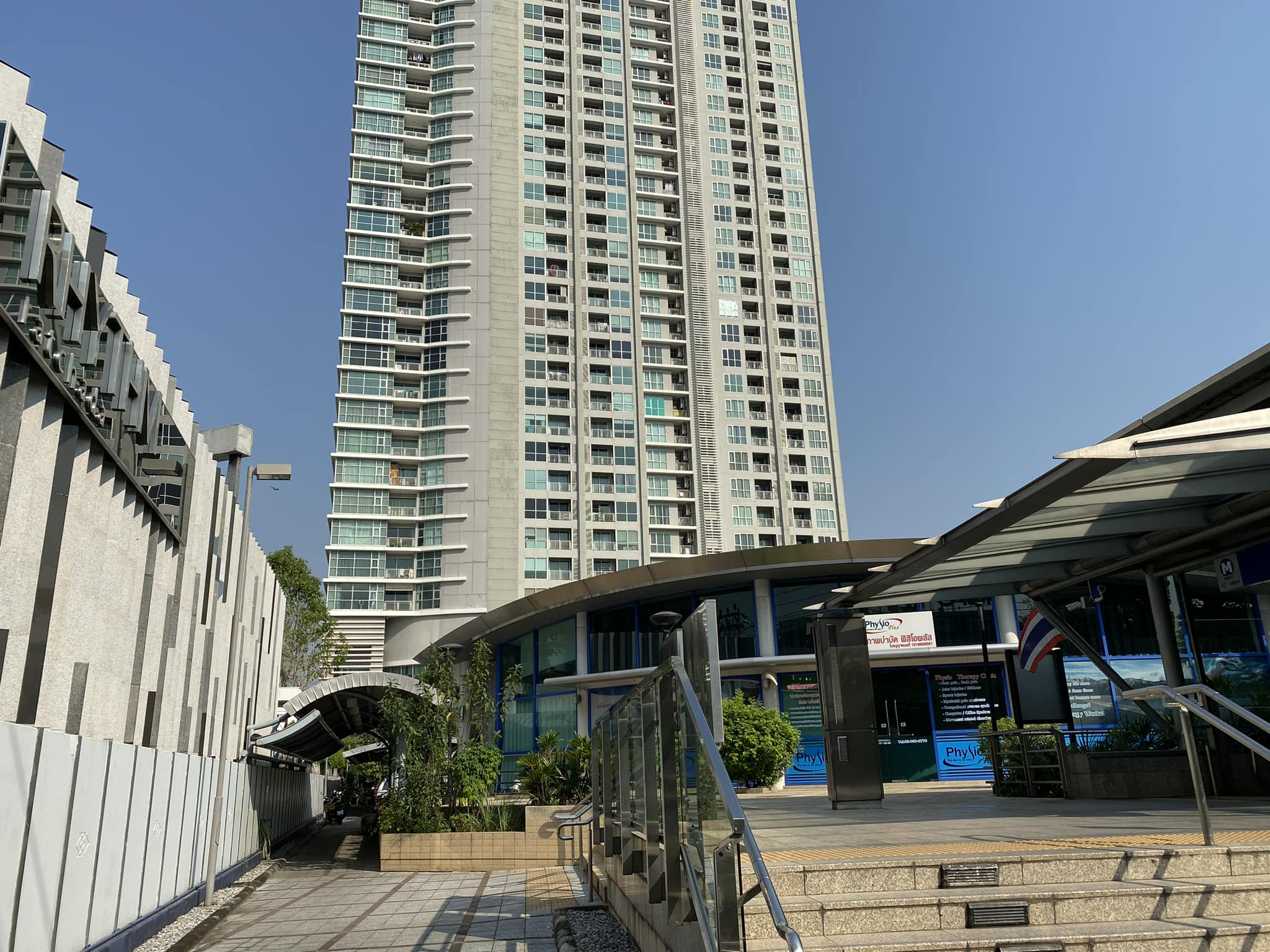 ขายคอนโด Rhythm Ratchada (ริธึ่ม รัชดา) 2 ห้องน้ำ 2 ห้องนอน ชั้น 5 ตึก A ขนาด 73 ตร.ม.