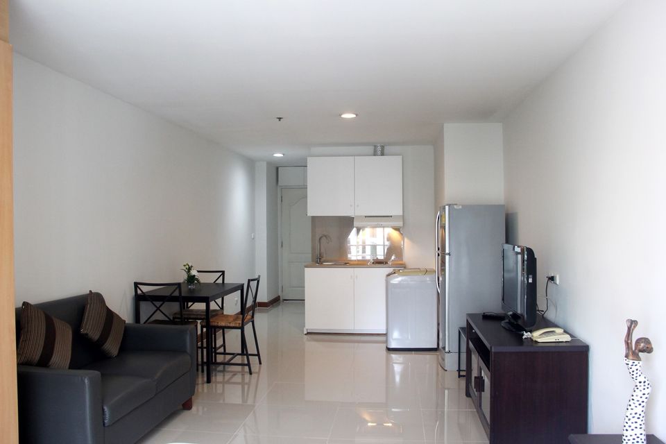 ให้เช่าคอนโด (เลี้ยงสัตว์ได้) The Capital Sukhumvit 30/1 (เดอะ แคปิตัล สุขุมวิท 30/1) ห้องสตูดิโอ ขนาด 35 ตรม