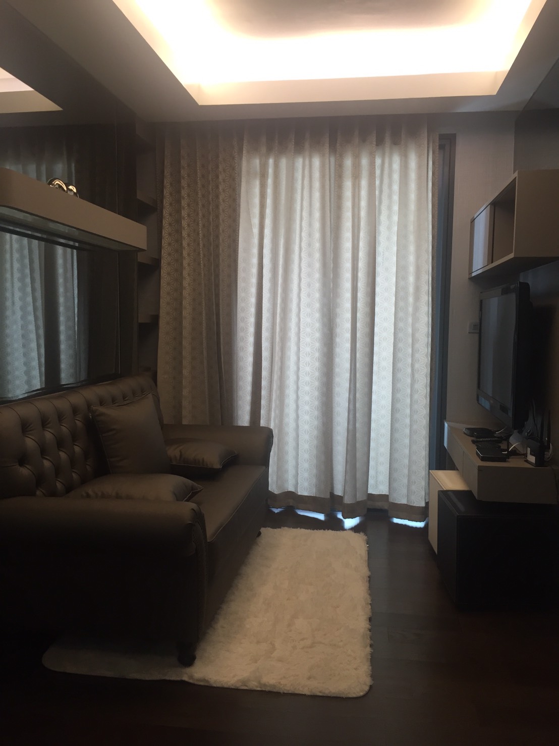 ให้เช่าคอนโด The Lumpini 24 คอนโด Modern – Luxury ในซอยสุขุมวิท 24 โดย ลุมพินี ห้อง 1 ห้องนอน ( 120/133 ) 1 ห้องน้ำ ชั้น 15 วิวเมือง