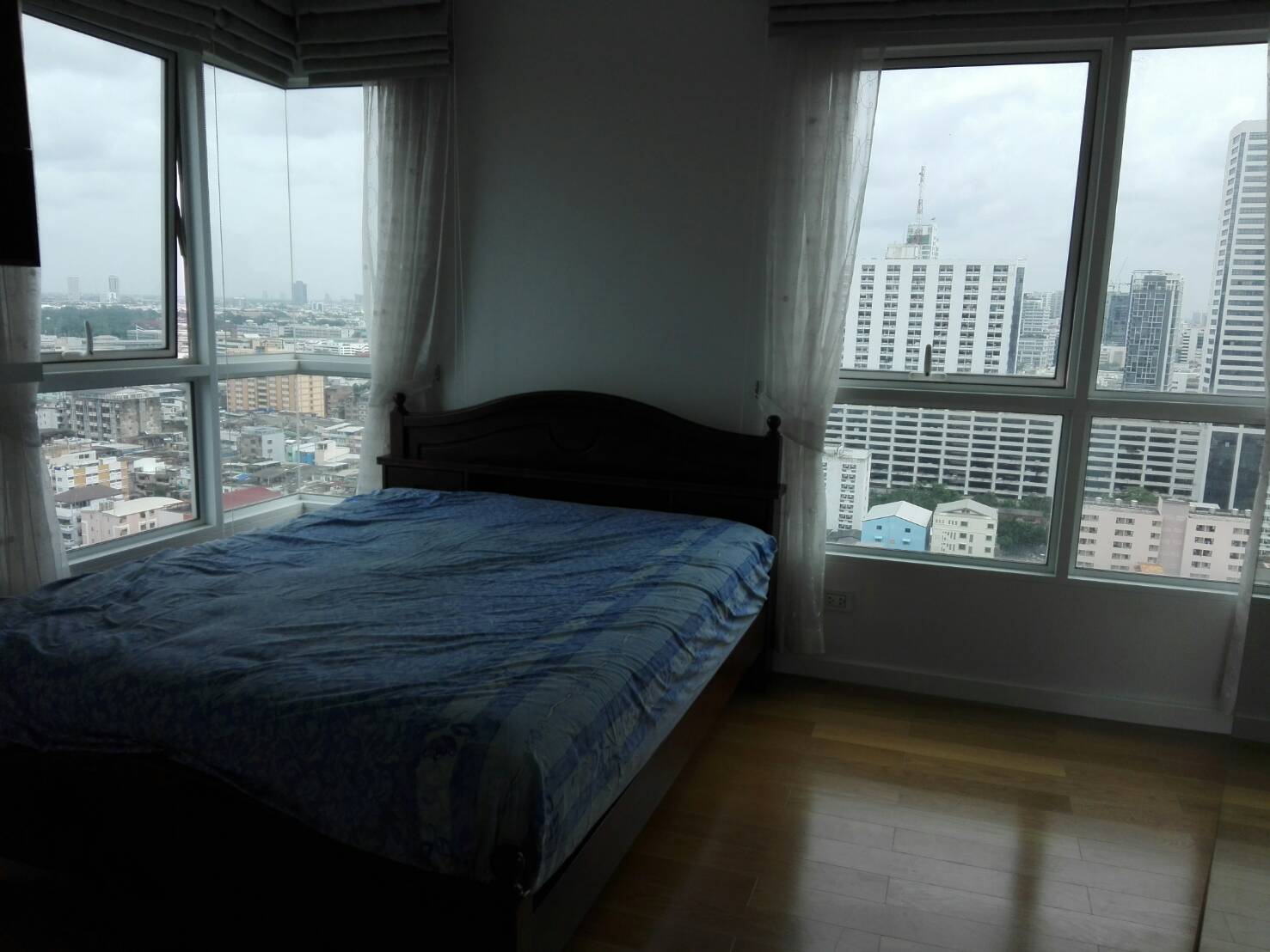 ขายคอนโด Condolette Ize Ratchathewi คอนโดเลต ไอซ์ ราชเทวี 2 ห้องนอน 2 ห้องน้ำ