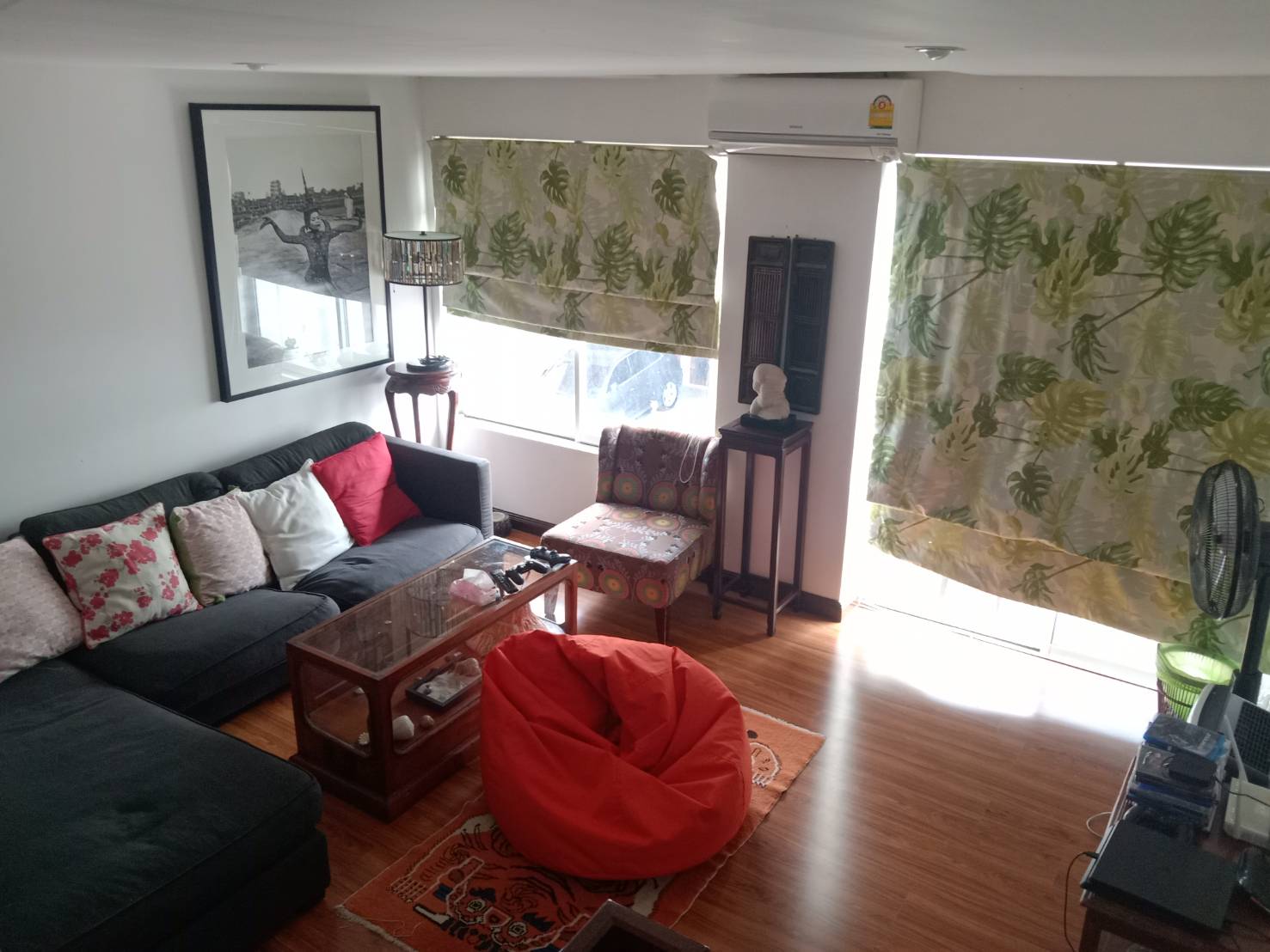 ขาย / ให้เช่า ทาวน์โฮม 3 ชั้น หน้ากว้าง 56 เมตร ย่านทองหล่อ ใกล้ BTS พร้อมพงษ์ หมู่บ้าน Leo Classic Place