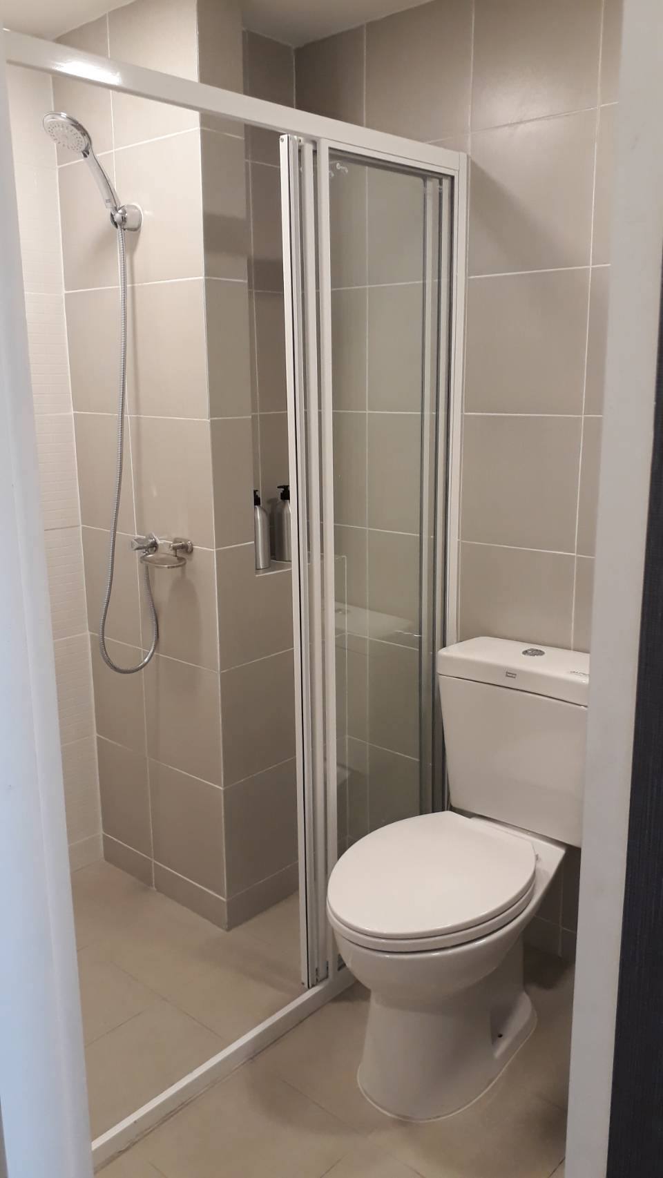 ให้เช่าคอนโด แอทโมซ แจ้งวัฒนะ Atmoz Chaengwattana คอนโด Fully Furnished ติดถนนเลียบคลองประปา