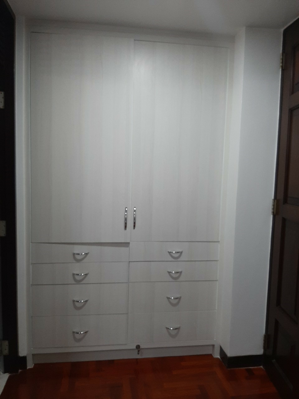 ให้เช่าคอนโด Kanta Mansion (กันตะ แมนชั่น) 3 ห้องนอน 3 ห้องน้ำ ขนาด 265 ตรม ชั้น 5 ถึงชั้นสูง