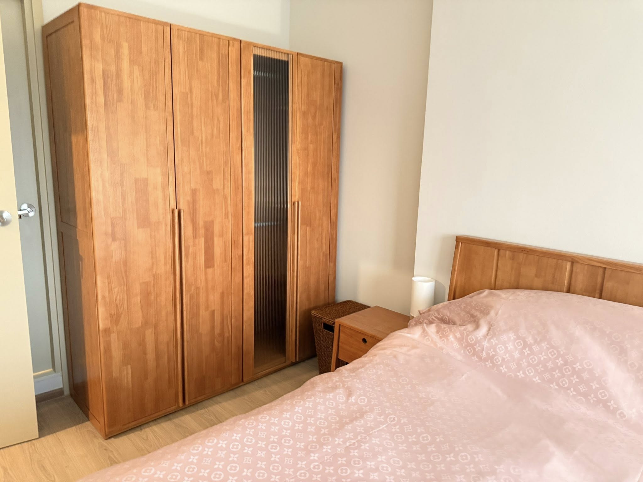 ให้เช่าคอนโดใหม่ Life Rama 4 - Asoke (ไลฟ์ พระราม 4 - อโศก) วิวแม่น้ำสวยมาก ใกล้ MRT ศูนย์สิริกิติ์ เพียง 300 เมตร