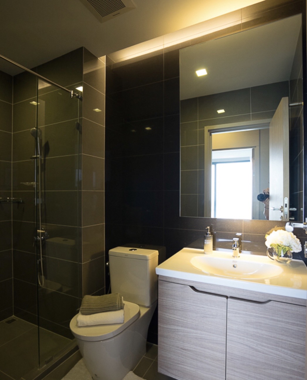 ขาย / เช่าคอนโด M Thonglor 10 ชั้น 15 ห้องมุม ขนาดห้อง 35.5 ตรม. คอนโด M ทองหล่อ ห้องมุม