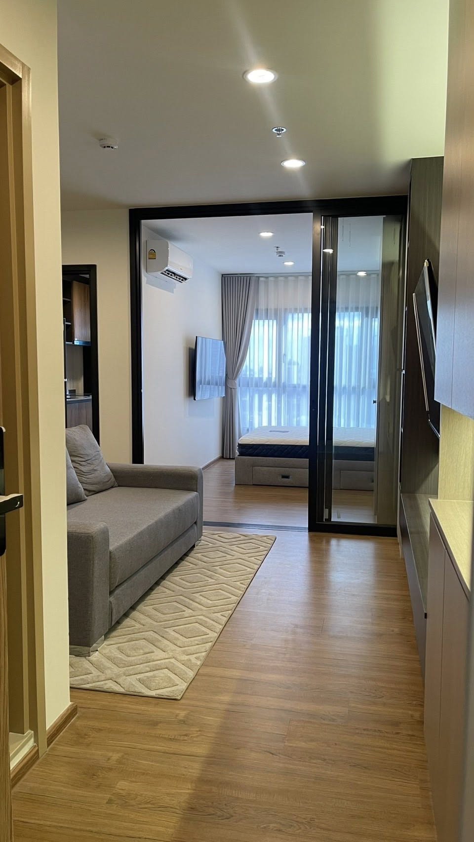 ให้เช่าด่วน! คอนโด The Line Vibe Ladprao - เดอะ ไลน์ ไวบ์ ลาดพร้าว #ห้ามพลาด!