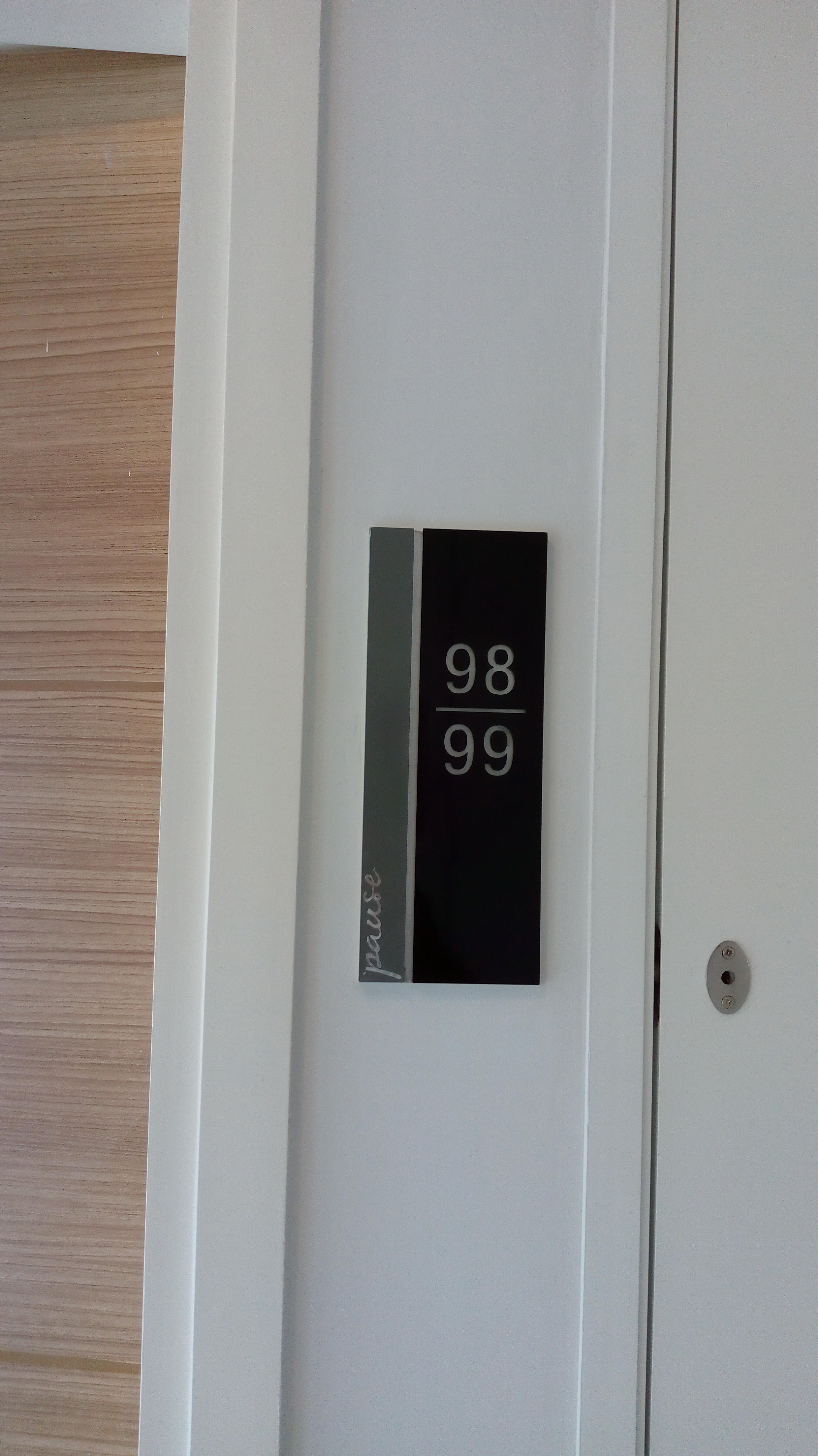 ขายดาวน์ด่วน คอนโด พอส สุขุมวิท 103 Pause Sukhumvit 103 1และ 2 ห้องนอน อาคาร A