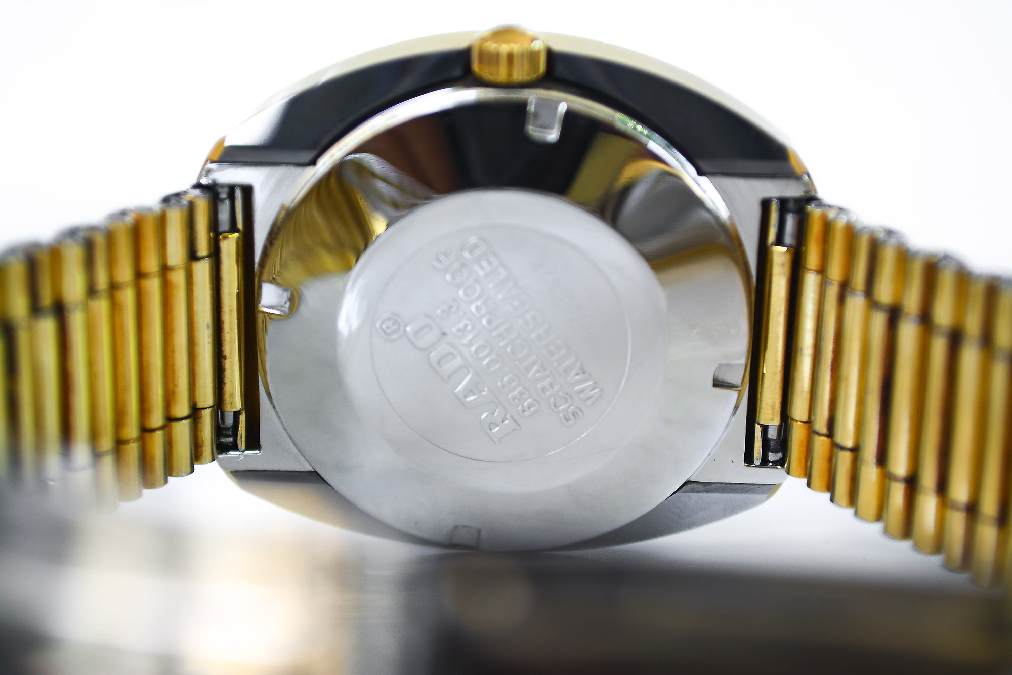 Rado Diastar เรือนทอง