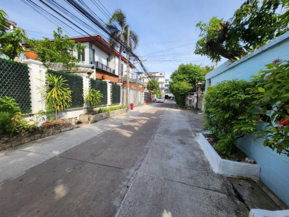 🌟 ให้เช่าบ้านเดี่ยว Sukhumvit 93 | บ้านใหญ่ 81 ตร.วา + เรือนไม้สัก ใจกลางสุขุมวิท พร้อมอยู่ 🌟