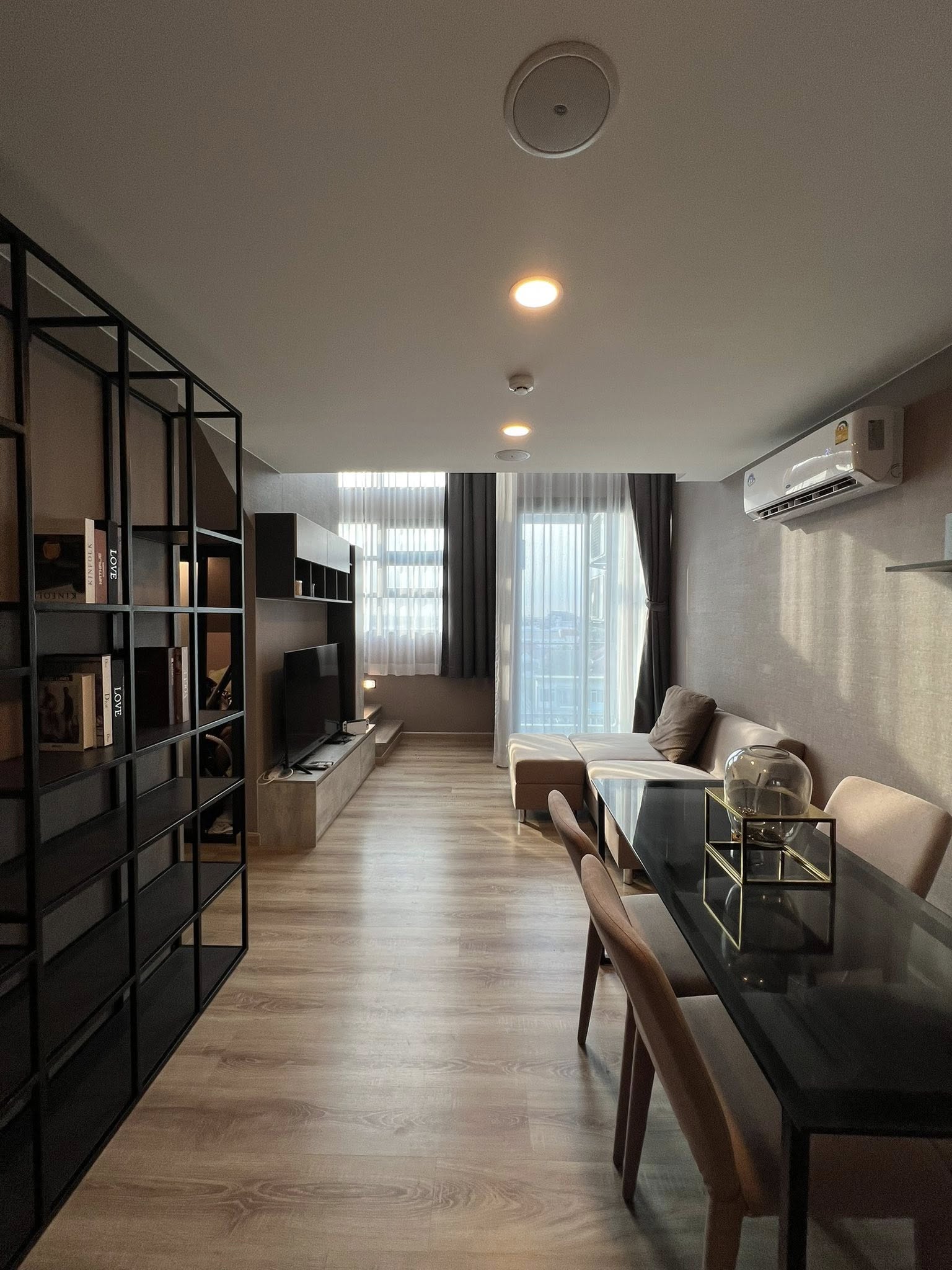 ให้เช่า The Cube Loft Nuanchan (เดอะคิวบ์ ลอฟท์ นวลจันทร์) 🔥 ห้อง Duplex 2 ชั้น สไตล์ลอฟท์ เข้าอยู่ได้เลย!
