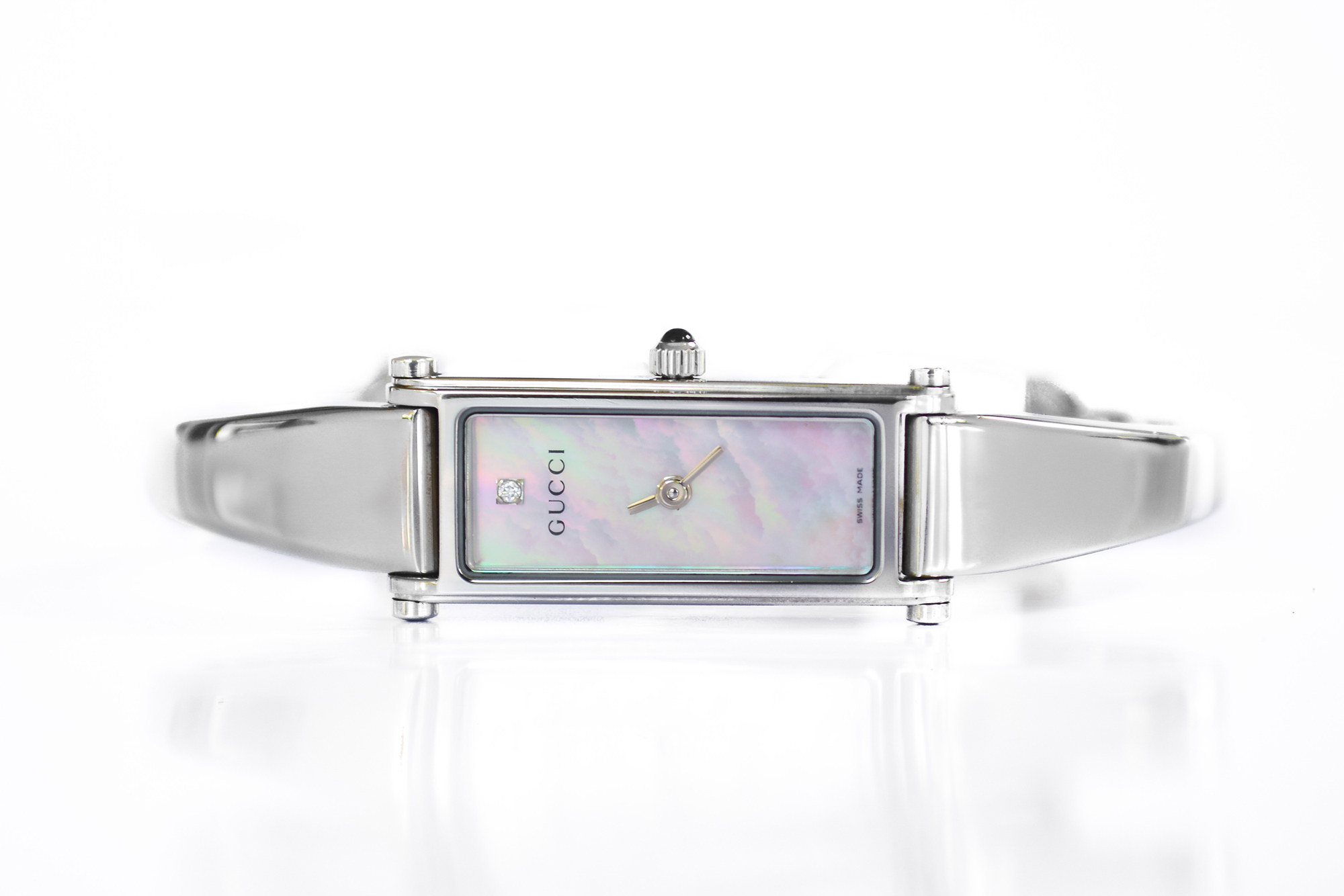 Gucci lady กำไล หน้ามุกชมพู ฝังเพชร (Sold)
