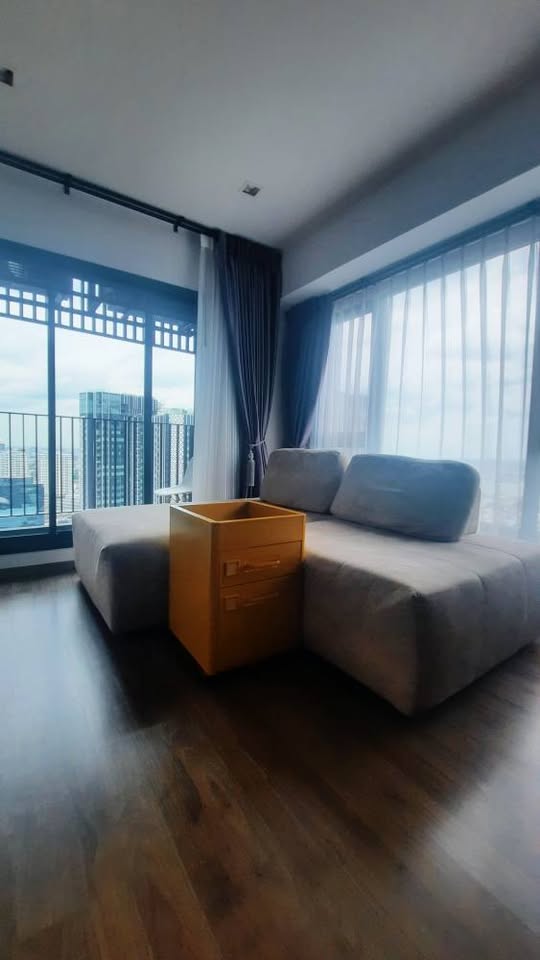 🏢 ให้เช่าคอนโด ! Life Ladprao (ไลฟ์ ลาดพร้าว ) 1 ห้องนอน ขนาด 35 ตร.ม. ชั้น 40 ห้องมุม