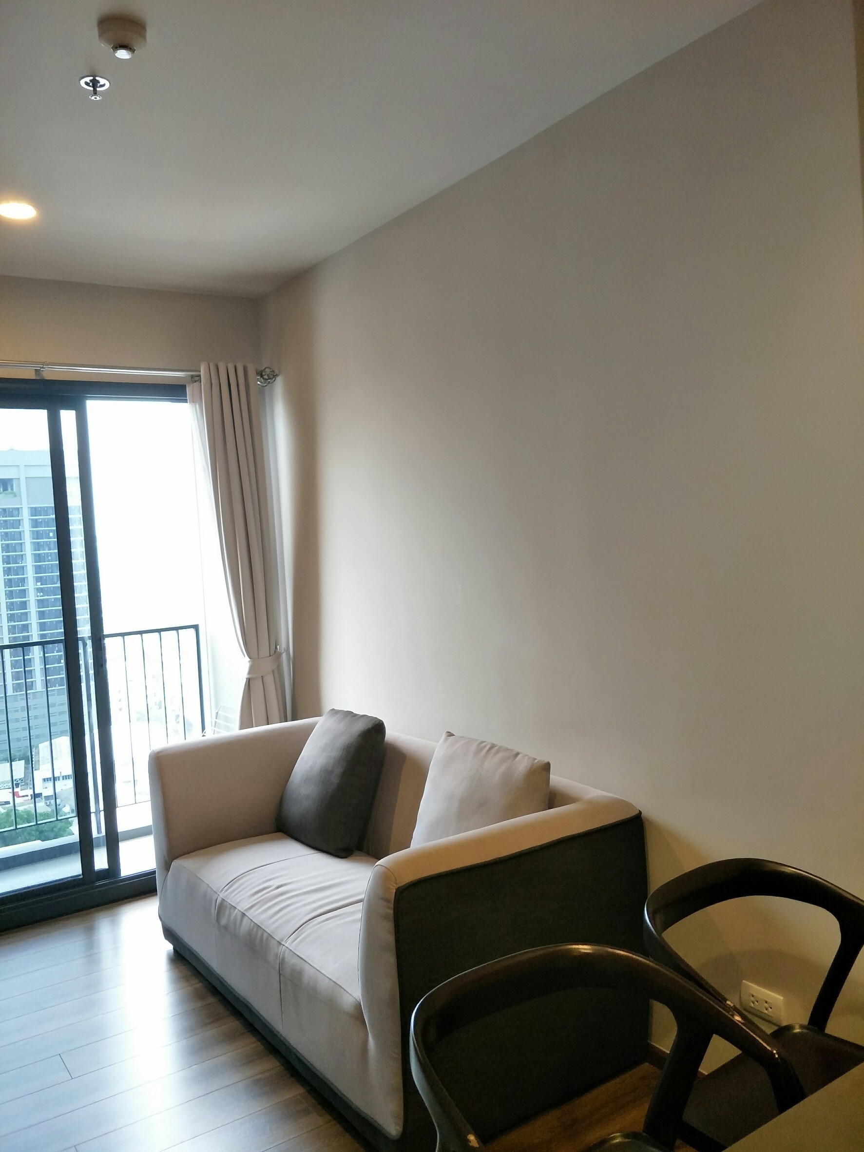 ขายคอนโด Onyx Phaholyothin (ออนนิกซ์ พหลโยธิน) 1 ห้องนอน 1 ห้องน้ำ ขนาด 41 ตรม