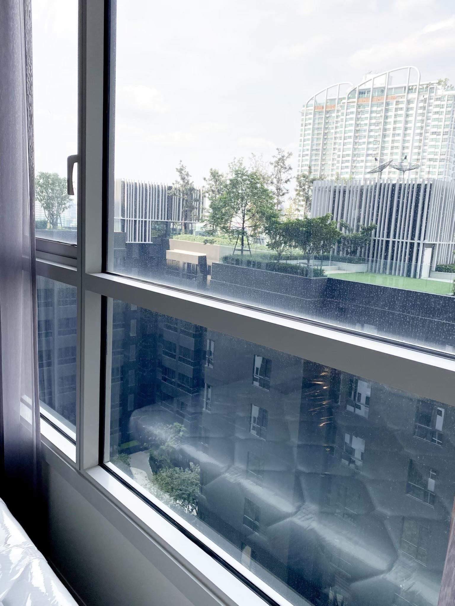 ปล่อยเช่า Condo XT Huaikhwang ห้อง 1 Bedroom ขนาด 35.1 ตร.ม. ชั้น 15 วิวสวนดาดฟ้า ตึก A ติด MRT ห้วยขวาง เพียง 75 เมตร