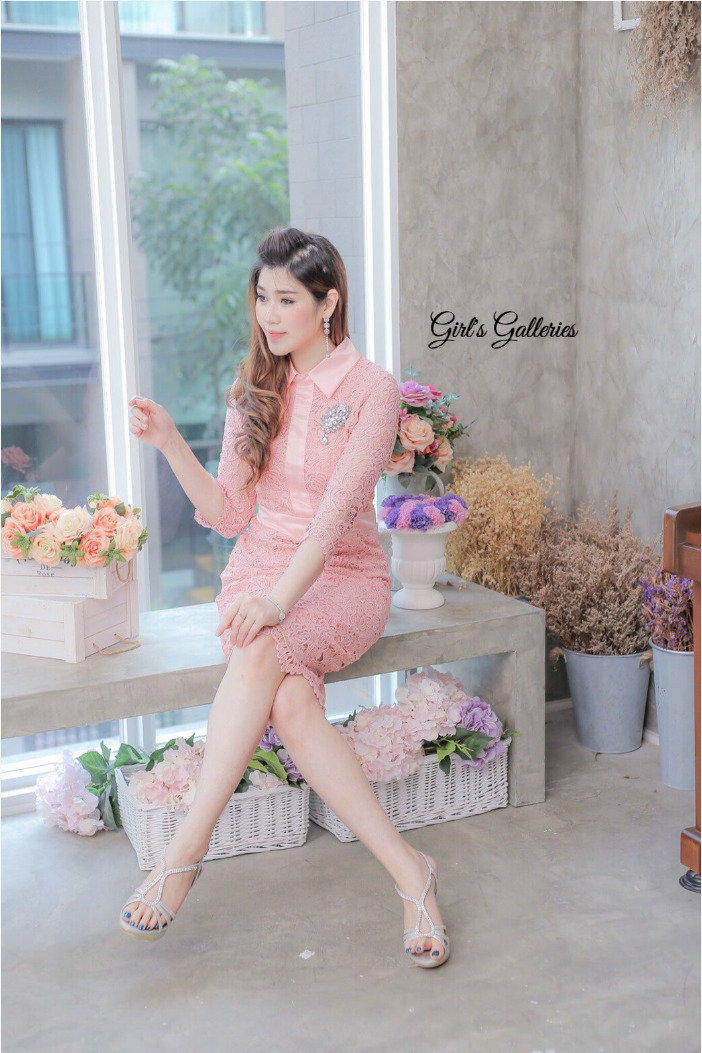 ชุดออกงาน/ชุดไปงานแต่งงานสีชมพูโอรส ผ้าลูกไม้ เข้ารูป สวยหวาน เรียบหรู