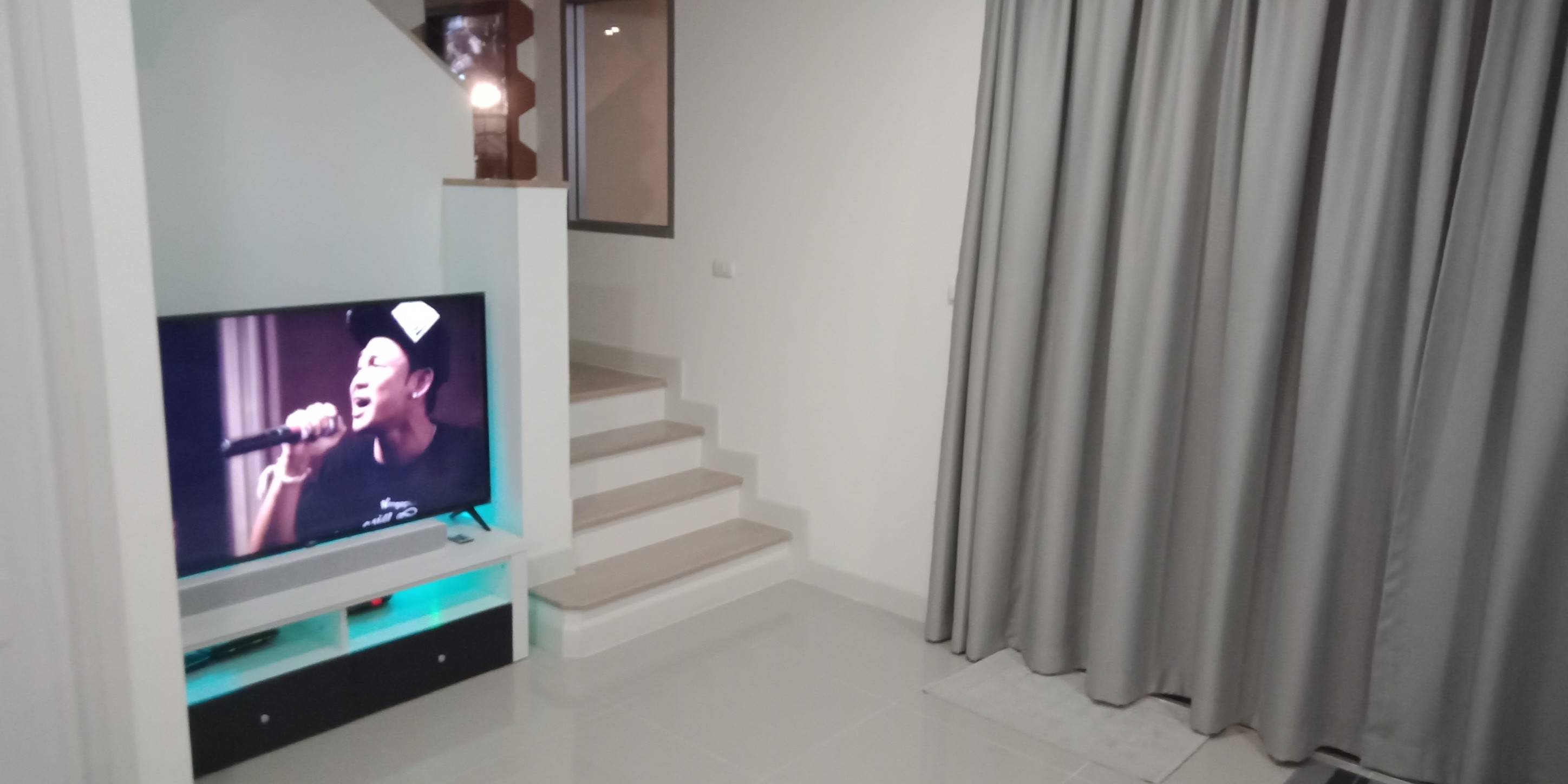 ขาย / เช่า ทาวน์โฮม 2 ชั้น โครงการทาวน์โฮม เดอะ เมทโทร พระราม 9-กรุงเทพกรีฑา