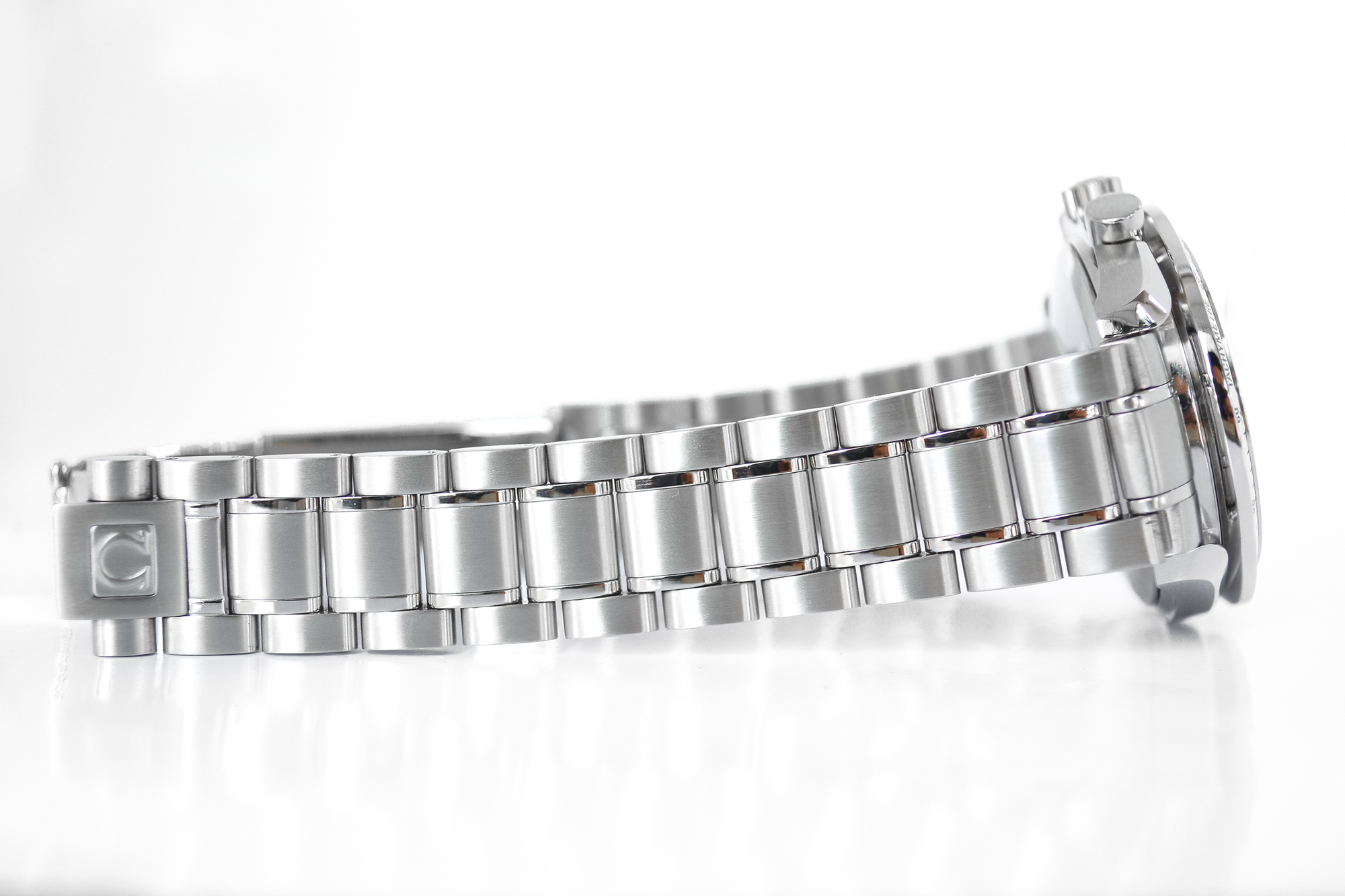 Omega Speedmaster Automatic Chronograph Date หน้าดำ (Sold)