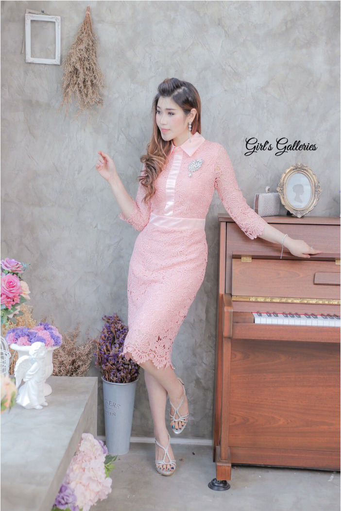 ชุดออกงาน/ชุดไปงานแต่งงานสีชมพูโอรส ผ้าลูกไม้ เข้ารูป สวยหวาน เรียบหรู