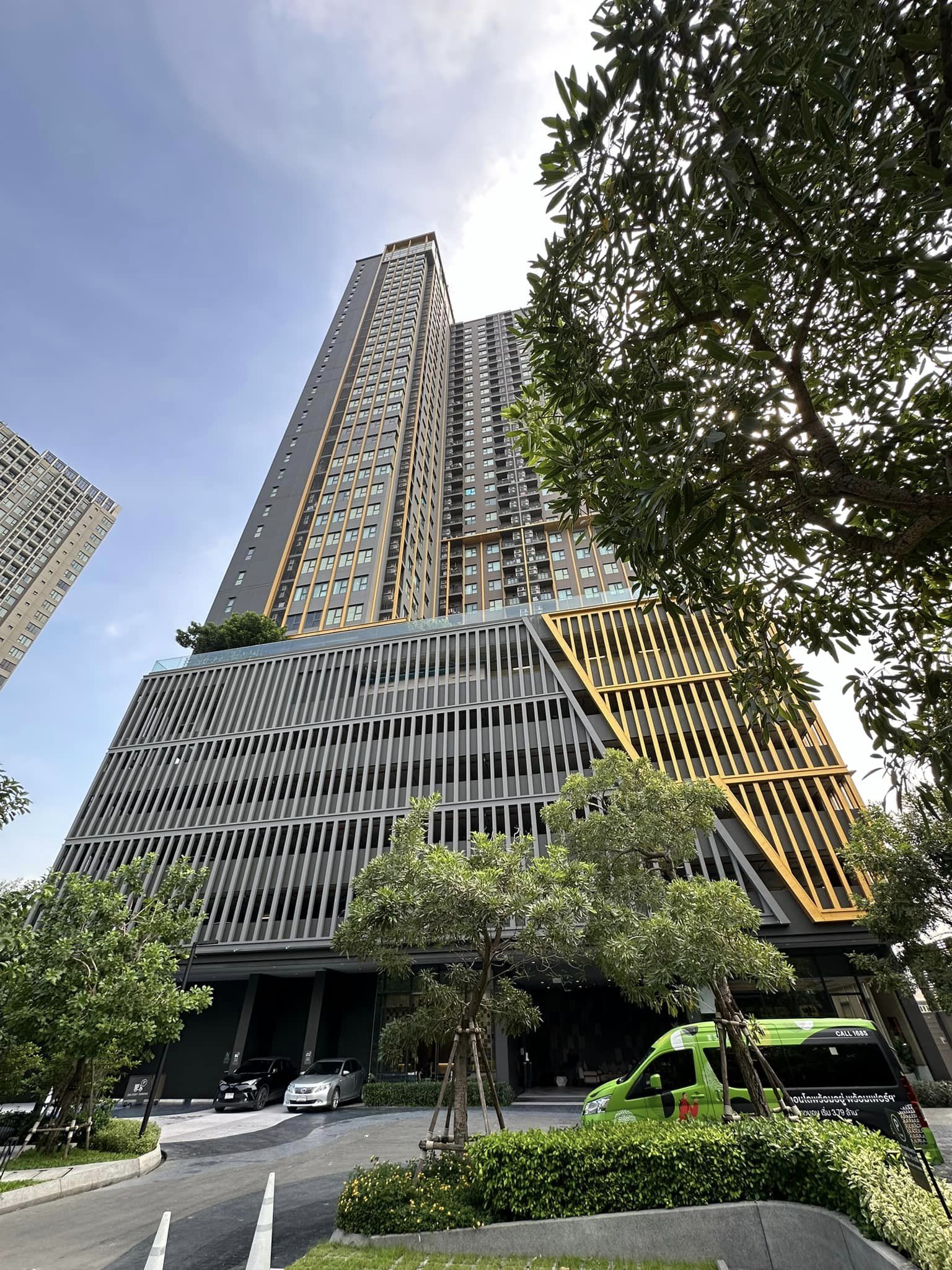 ให้เช่า : THE BASE Phetchaburi-Thonglor เดอะ เบส เพชรบุรี - ทองหล่อ ห้องใหม่พร้อมอยู่ เครื้องใช้ไฟฟ้าและเฟอร์นิเจอร์ครบ