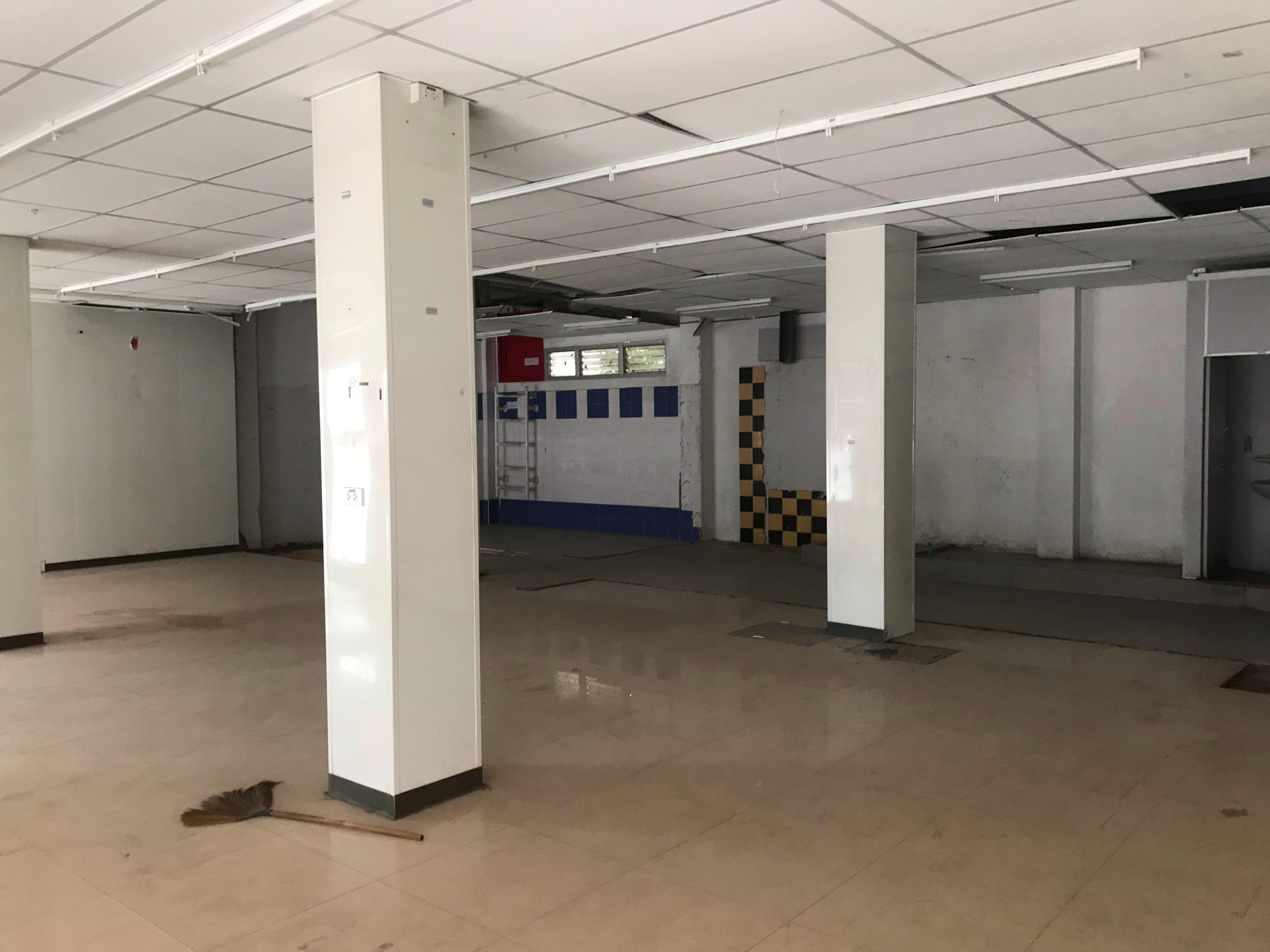 ขายตึกแถวอาคารพาณิชย์ 3 คูหาติดกัน 4 ชั้น + ดาดฟ้า ตั้งอยู่ที่ ป่าตอง จังหวัดภูเก็ต