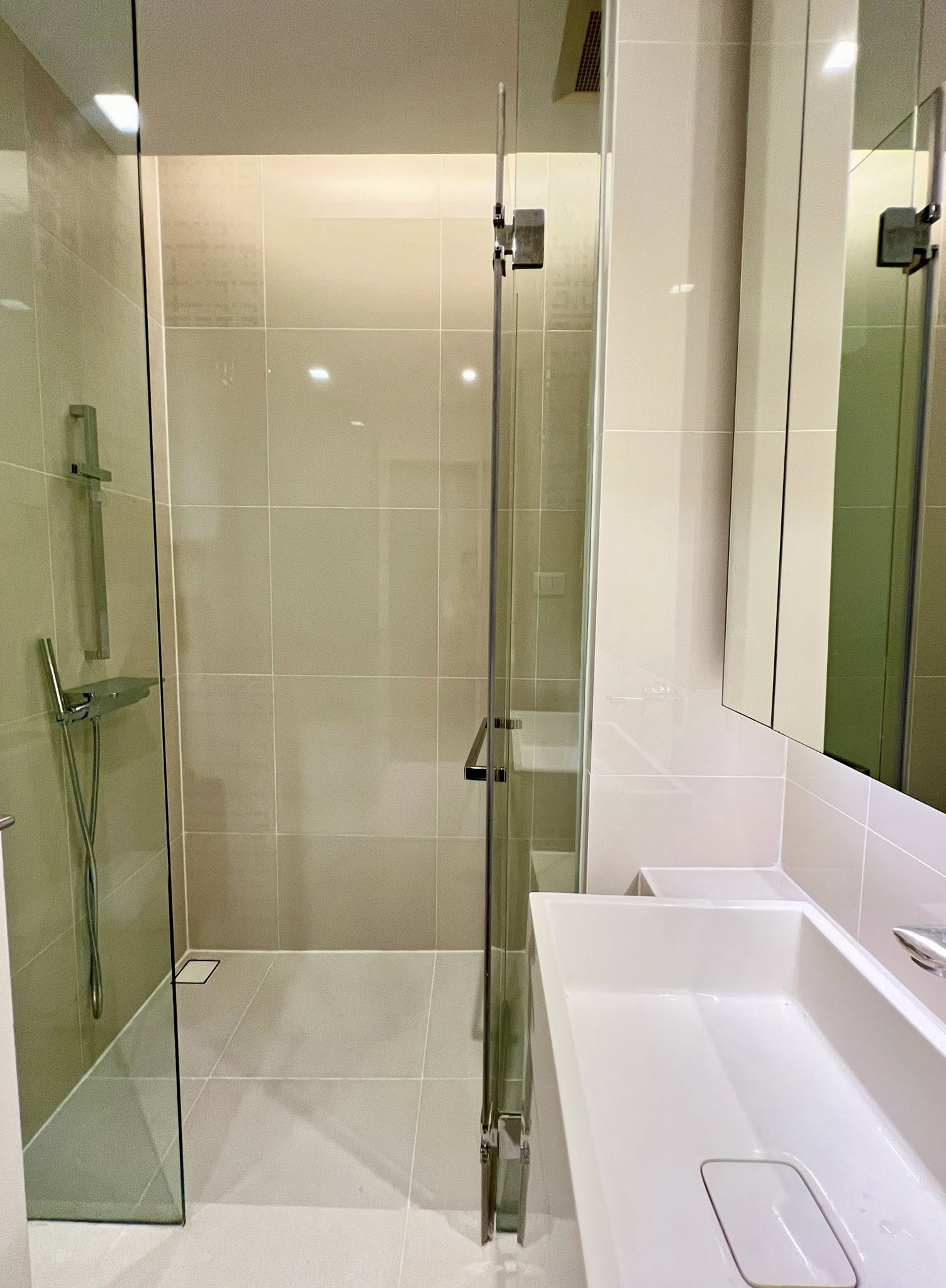 🏢 ให้เช่า คอนโด The Saint Residences (เดอะ เซนต์ เรสซิเดนเซส) – ห้าแยกลาดพร้าว