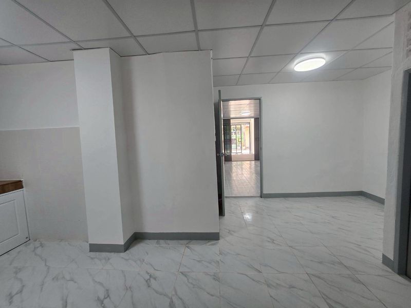 🏡 ขาย / ให้เช่าทาวน์เฮ้าส์ 2 ชั้น ซอยประชาราษฎร์บำเพ็ญ 16 แยก 3 / For Sale or Rent Townhouse Pracharat Bamphen 16 Soi 3