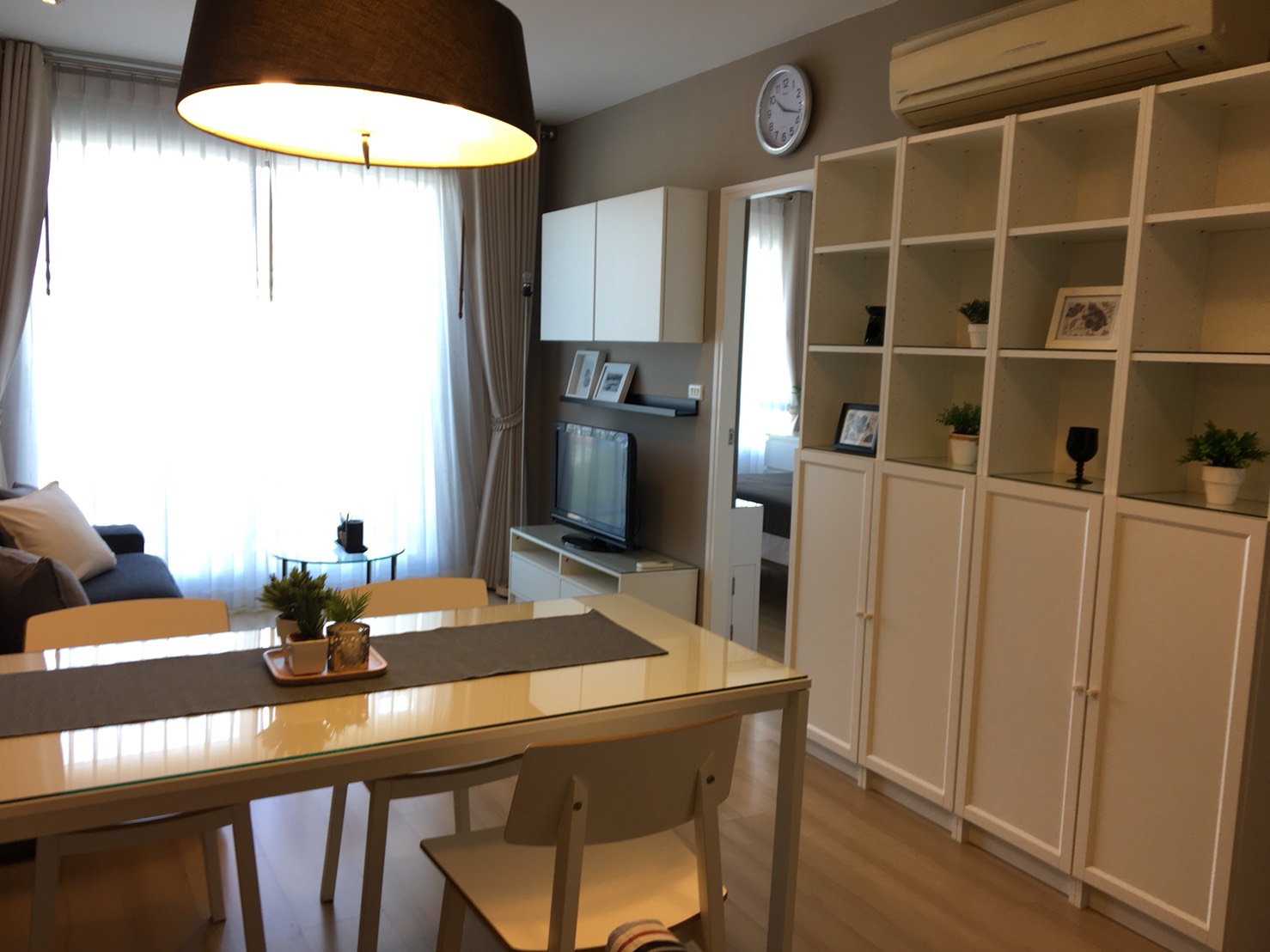 ให้เช่าคอนโด Sukhumvit Plus (สุขุมวิท พลัส) 1 ห้องนอน 1 ห้องน้ำ ขนาด 44 ตรม ชั้น 10 ตึก A ห้อง 88 ติดรถไฟฟ้า