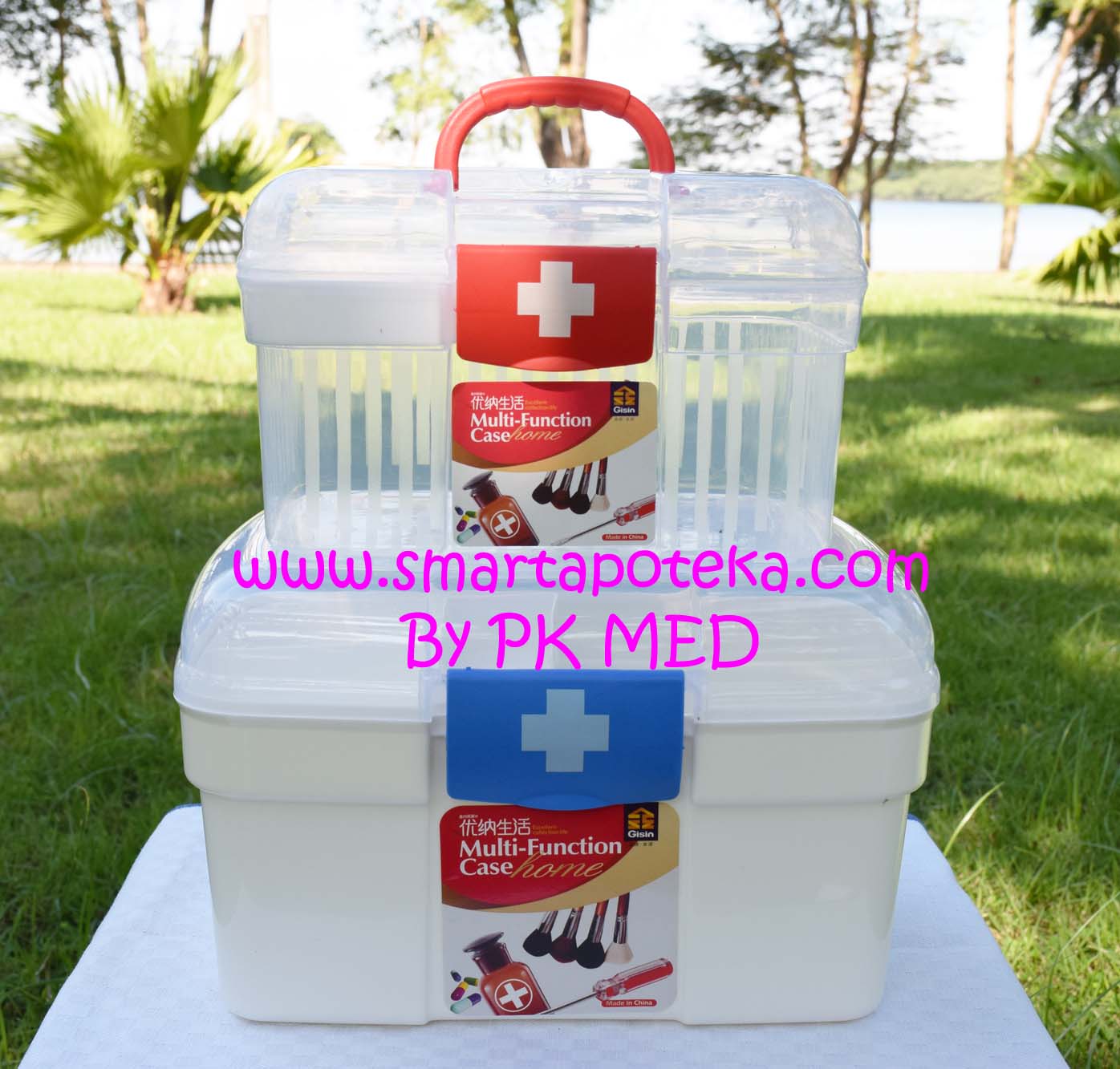 กล่องยาสามัญประจำบ้าน (Medical Box) size "S" (สีแดง) + กล่องยาสามัญประจำบ้าน (Medical Box) size "L" (สีน้ำเงิน)