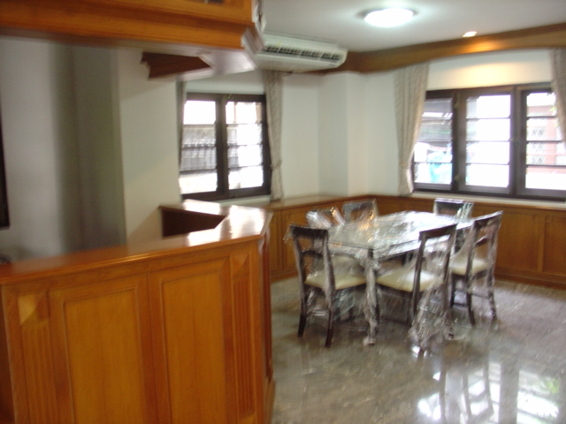 ให้เช่าบ้านเดี่ยว 2 ชั้น 3 ห้องนอน 3 ห้องน้ำ หมู่บ้านปานทิพย์ อ่อนนุช 53