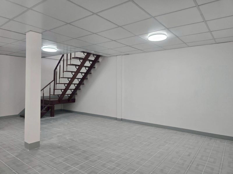 🏡 ขาย / ให้เช่าทาวน์เฮ้าส์ 2 ชั้น ซอยประชาราษฎร์บำเพ็ญ 16 แยก 3 / For Sale or Rent Townhouse Pracharat Bamphen 16 Soi 3