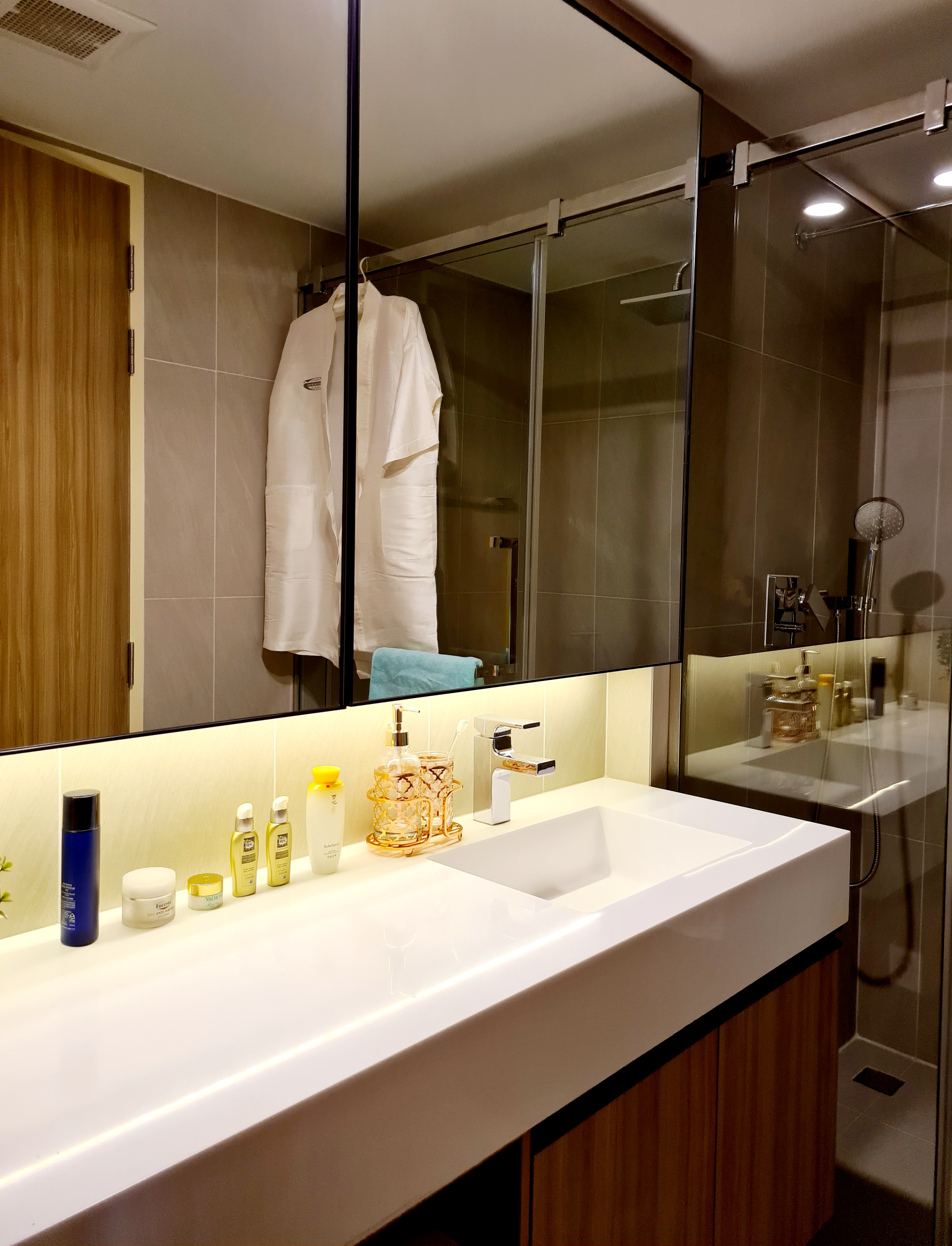 ขาย / เช่าคอนโด Na Vara Residence (ณ วรา เรสซิเดนซ์) หลังสวน(Freehold) ชั้นเพนท์เฮ้าส์ พร้อมเฟอร์นิเจอร์พรีเมียมครบชุด