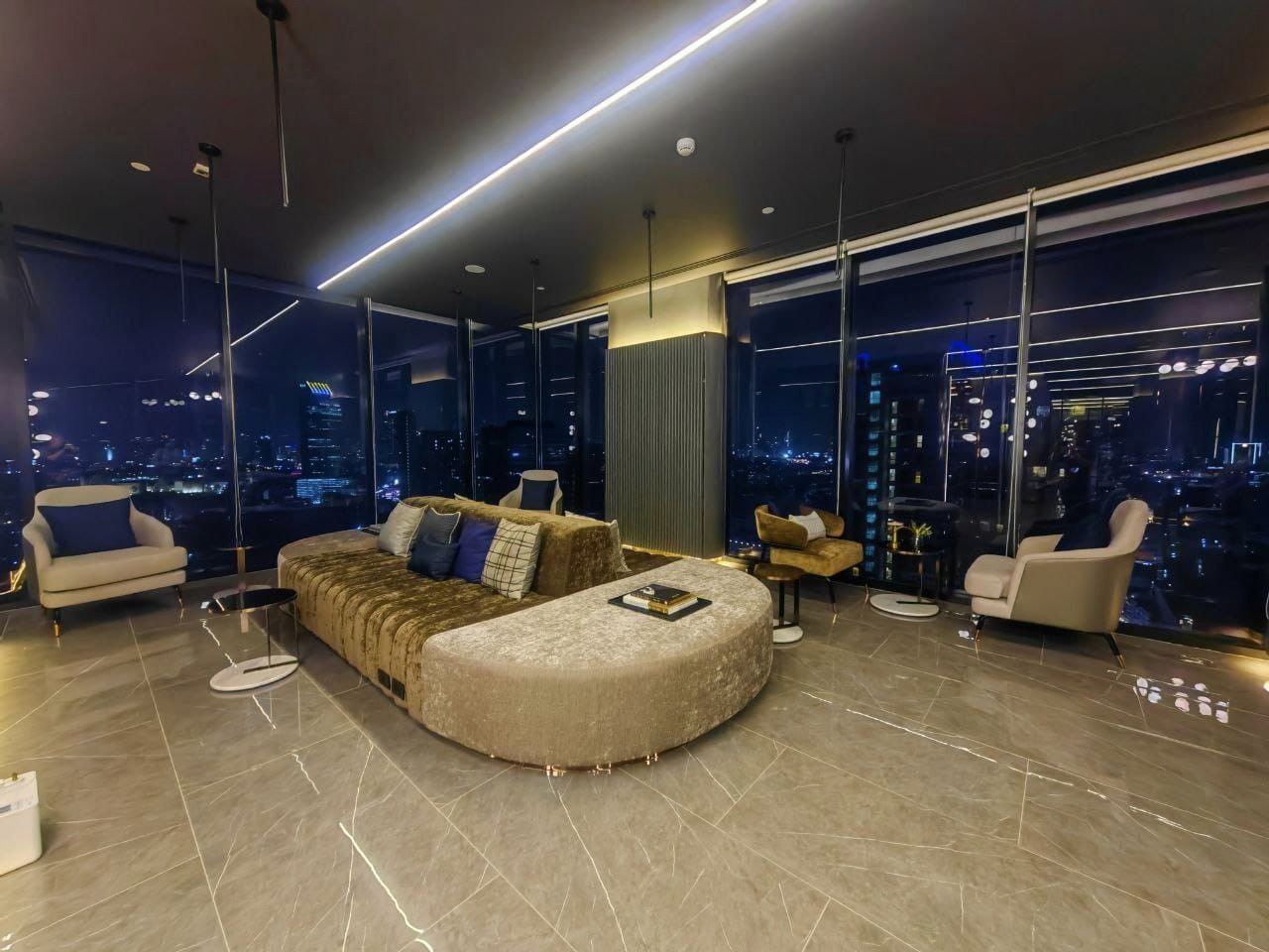 ให้เช่าคอนโด โซโหแบงค็อก รัชดา | SOHO Bangkok Ratchada 1 ห้องนอน 1 ห้องน้ำ ขนาด Size : 26 sqm