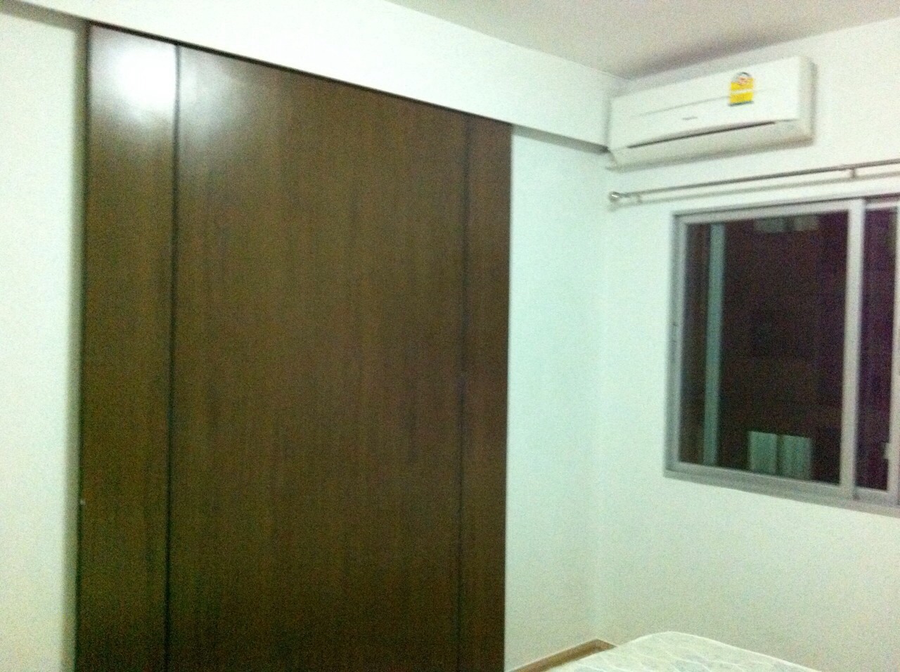 ให้เช่าคอนโด a space & a space I.D. Asoke-Ratchada 1 ห้องนอน พื้นที่ 45 ตรม. ห้องมุม ตึก z ชั้น 12 A ห้องใหม่เอี่ยม ห้องตกแต่งแนววินเทจ เฟอร์นิเจอร์ใหม่ทั้งหมด