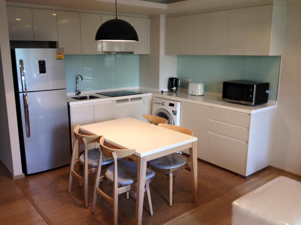 รหัสทรัพย์ 47728 ให้เช่าคอนโด ลิฟ แอท 49 – LIV @ 49 sukhumvit49 ห้องแบบ 2 ห้องนอน 2 ห้องน้ำ