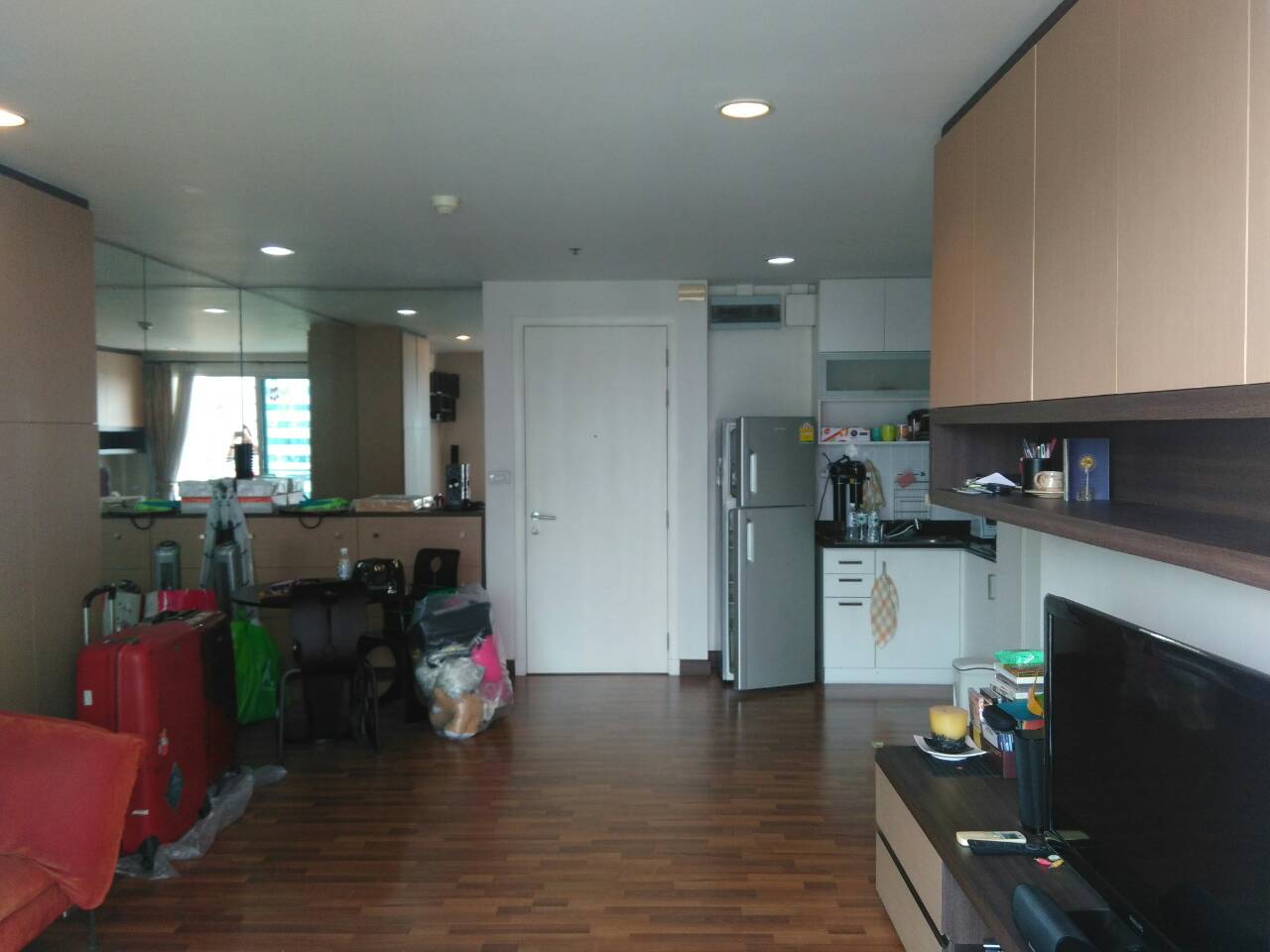 ขาย / เช่า คอนโด Centric Phaholyothin ซอย 9 ห้อง 1 ห้องนอน 1 ห้องน้ำ พื้นที่ 58.6 ตรม. เลขที่ 9/92 ชั้น 12A ห้อง Build-in ครบ