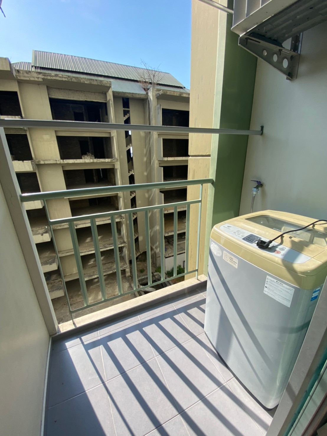 ขายด่วนคอนโด Lumpini Ville Lasalle - Barring (ลุมพินี วิลล์ ลาซาล-แบริ่ง ) แบบห้อง 1 ห้องนอน 1 ห้องน้ำ ขนาด 22.8ตรม