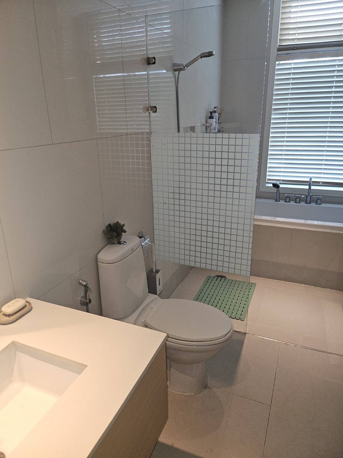 ðĨ āđāļŦāđāđāļāđāļē! āļāļāļāđāļāļĒāļđāļāļīāļāļŦāļēāļĒāļēāļ Villa Rachatewi (āļ§āļīāļĨāļĨāđāļē āļĢāļēāļāđāļāļ§āļĩ) āļŦāđāļāļāļĄāļļāļĄ āļāļąāđāļ 8 āļāļāļēāļ 58 āļāļĢ.āļĄ. āļ§āļīāļ§āļŠāļĢāļ°āļ§āđāļēāļĒāļāđāļģ āļŠāļ āļēāļāļāļĩ āļāļĢāđāļāļĄāļāļĒāļđāđ