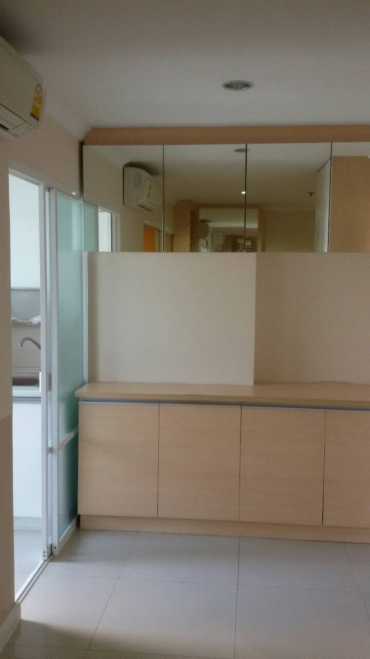 ขายด่วนๆๆๆๆ คอนโดลุมพินี พาร์ค พระราม 9 - รัชดา (Lumpini Park Rama 9) ขายราคา 3,000,000 ล้านถ้วนขายถูกกว่าราคาประมาณ ( ฟรีค่าโอน ราคานี้งดต่อรอง )