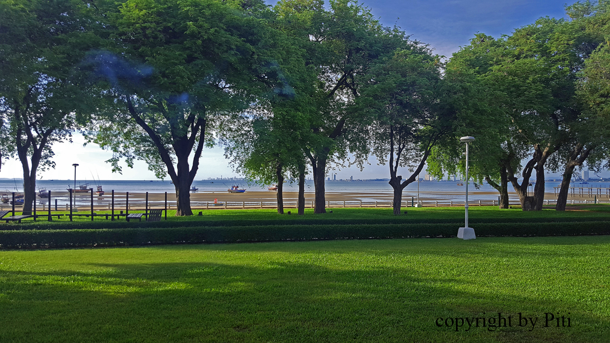 รหัสทรัพย์ 32240 ขายคอนโด Bang Saray Condominium (บางเสร่ คอนโดมิเนียม) ติดทะเลพัทยา 150 ตรม. 2 ห้องนอน 2 ห้องน้ำ 2 ระเบียง ตกแต่งดีไซน์ สวย สง่า มีคลาส ไม้จริง บิ้วอิน พื้นจากตุรกี material นำเข้าจากอิตาลี