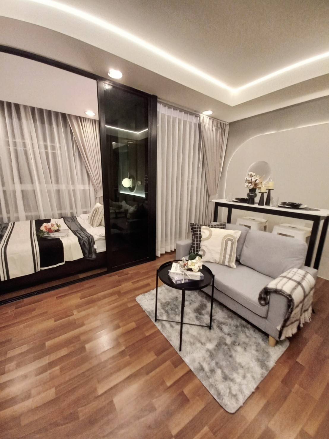 ขายคอนโด เดอะ คริส เอ๊กซ์ตร้า 4 (รัชดา 17) The Kris Extra 4