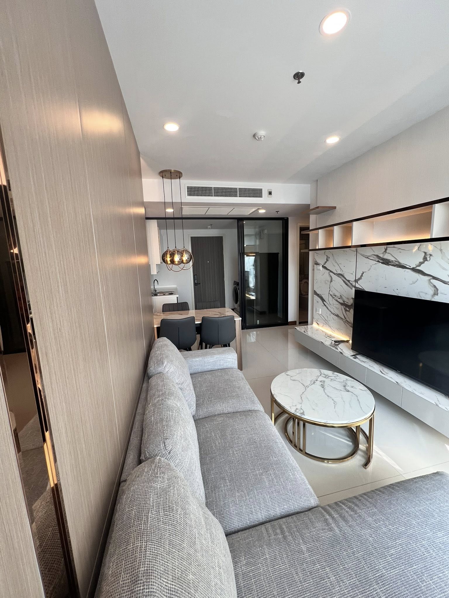 ðĄâĻ āđāļŦāđāđāļāđāļēāļāļāļāđāļ Supalai Premier Charoennakorn (āļĻāļļāļ āļēāļĨāļąāļĒ āļāļĢāļĩāđāļĄāļĩāļĒāļĢāđ āđāļāļĢāļīāļāļāļāļĢ)