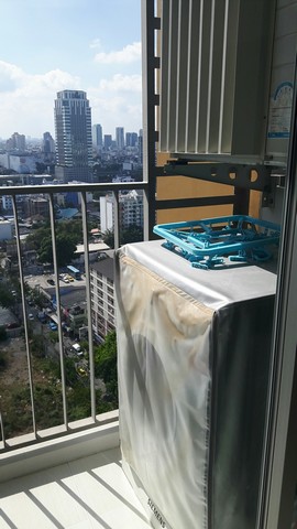 ขายคอนโด ยู ดีไลท์ @ จตุจักร สเตชั่น u delight @ jatujak station 1 ห้องนอน ตึก A ชั้น 21 ขนาด 32 ตรม ห้องแต่งครบพร้อมอยู่