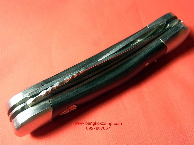 มีดพับเอนกประสงค์ มีดพับฝรั่งเศส ลากิวโอเล่ LAGUIOLE ใหม่ พร้อมกล่อง