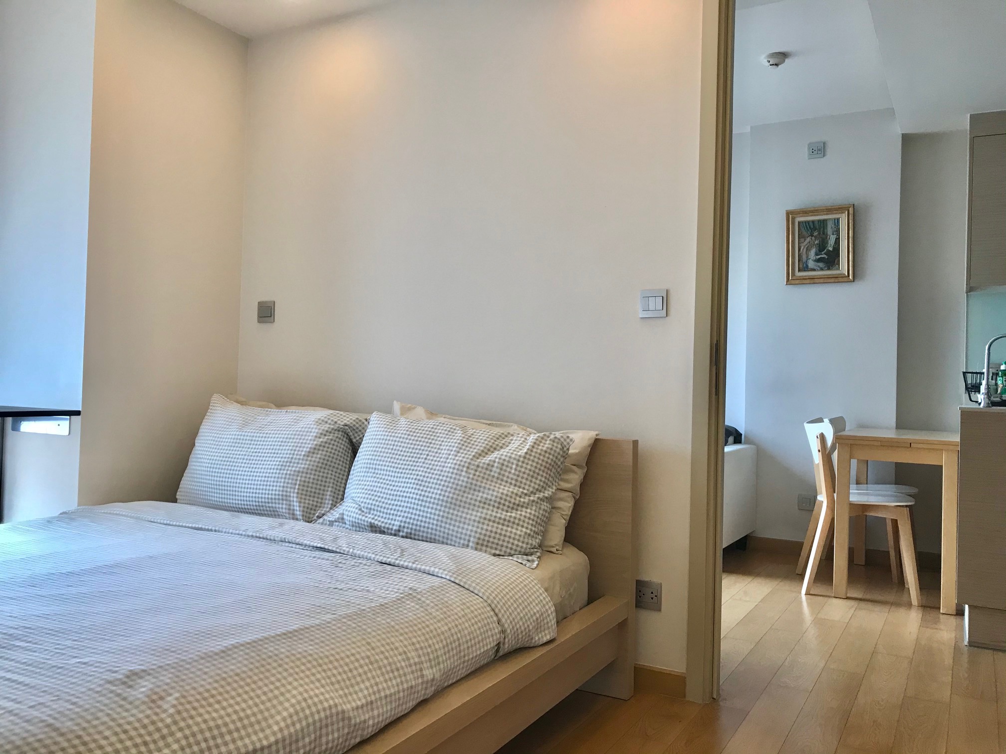 ขายคอนโด Via Botani (เวีย โบทานี)1 ห้องนอน 1ห้องน้ำ (ไม่มีอ่าง)ชั้น 4 ขนาด 35 ตรม ห้องแต่งครบ