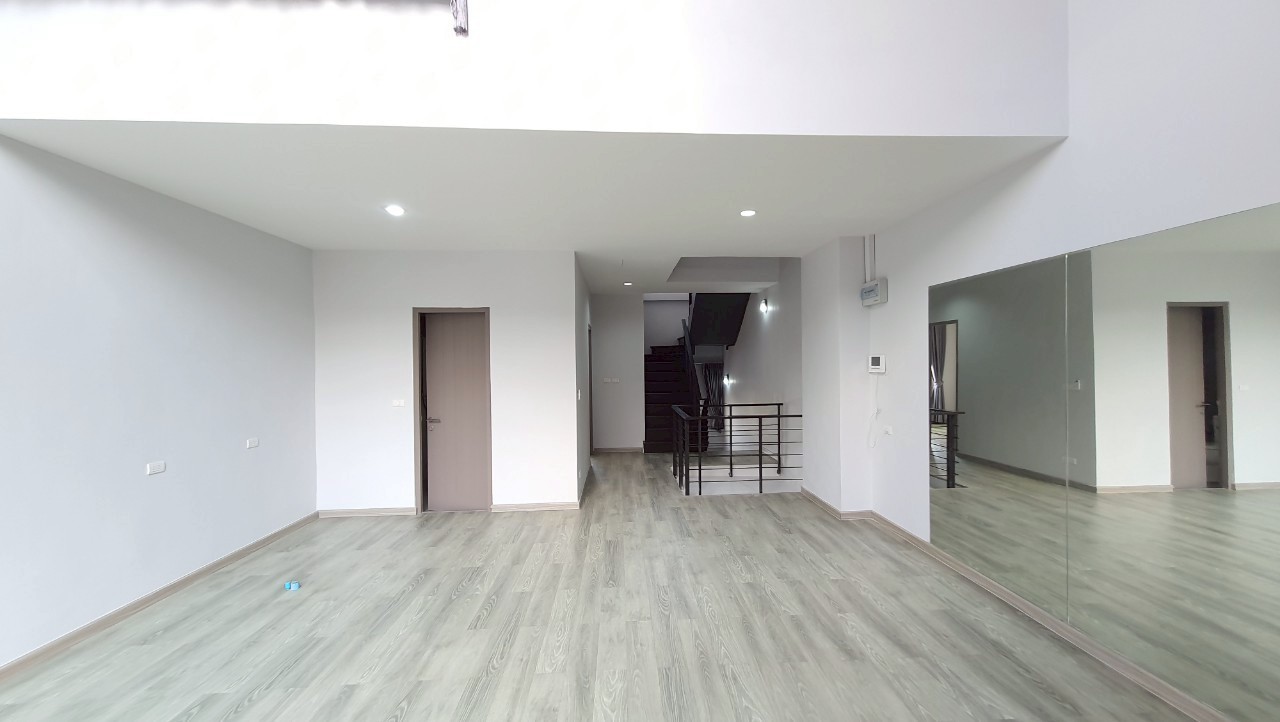 ขาย / เช่า โฮมออฟิศโครงการ เดอะ ไพรด์ สุขุมวิท 77 - The Pride Sukhumvit 77 4 ชั้นครึ่ง