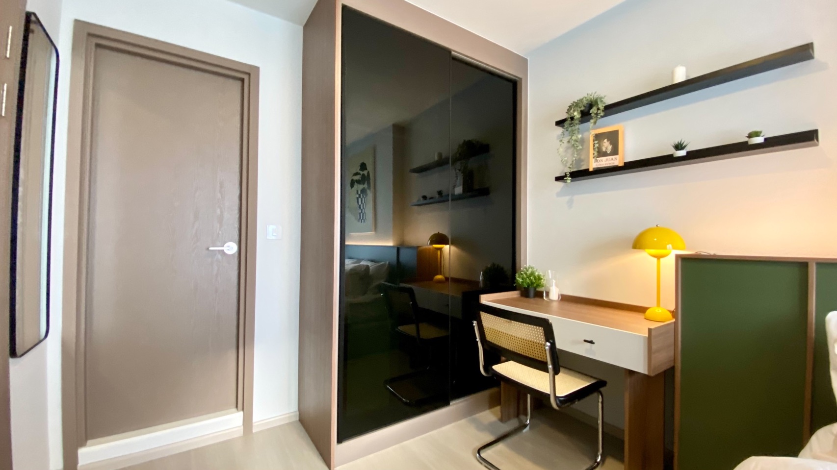 ให้เช่าคอนโด ไลฟ์ พหล–ลาดพร้าว / For Rent Life Phahon–Ladprao (English below)