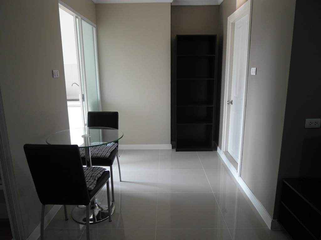 คอนโด ลุมพินี เพลส พระราม 9-รัชดา Lumpini Place Rama 9 - Ratchada 1 ห้องนอน 1 ห้องน้ำ พื้นที่ 37 ตร.ม ชั้น 12A อาคาร เอ มีเฟอร์นิเจอร์และเครื่องใช้ไฟฟ้า