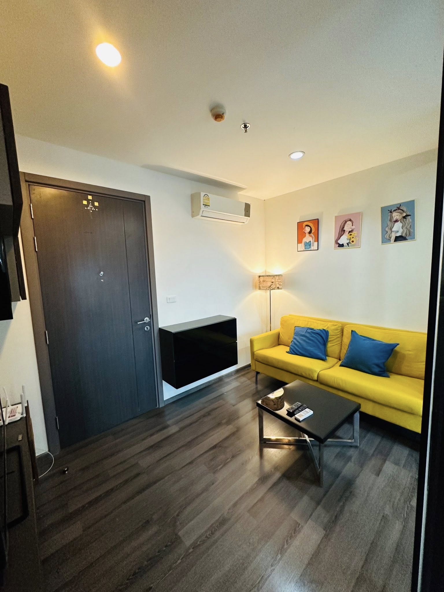 ให้เช่าคอนโด เดอะ เบส พาร์ค อีสต์ สุขุมวิท 77 / For Rent The Base Park East Sukhumvit 77 (English below)