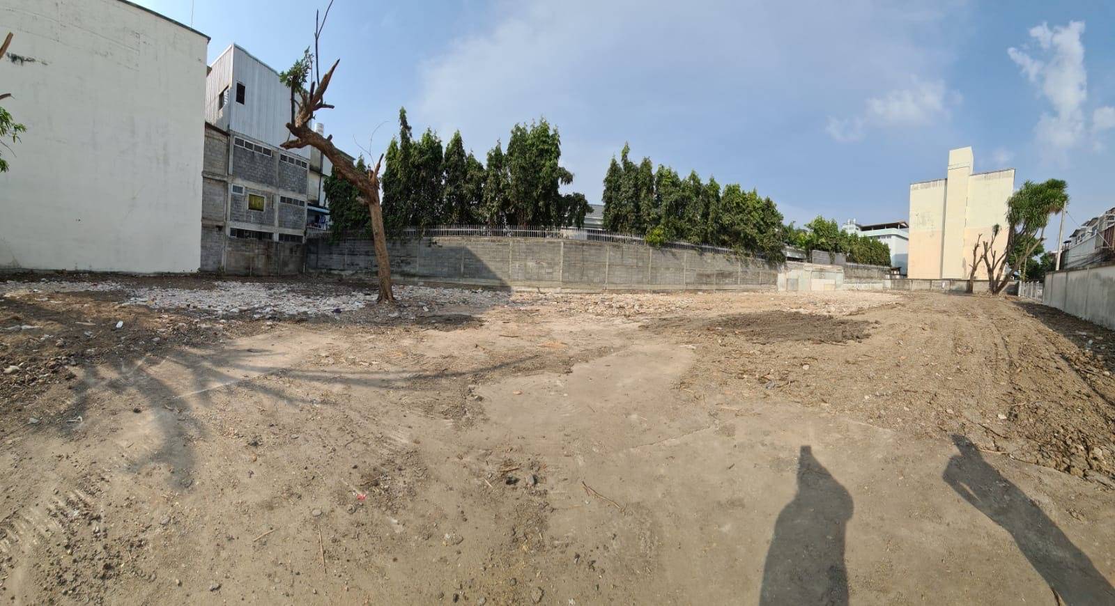 ขาย / เช่า ที่ดินเปล่า ซอย สุขุมวิทซอย 71 ปรีดีพนมยงค์ ซอย 26 (พัฒนเวศม์) ขนาด 331 ตร.วา.